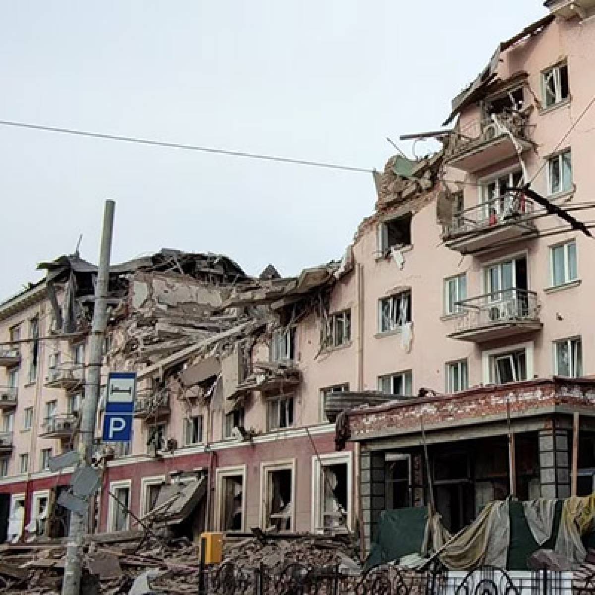 ЛАТВІЯ ВИДІЛИЛА НА ВІДБУДОВУ ЧЕРНІГІВЩИНИ 5 МЛН ЄВРО І ПЛАНУЄ СТІЛЬКИ Ж